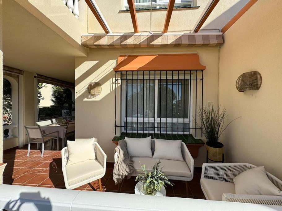 Nuevo Torrox Deluxe Beach & Piscina Exterior photo