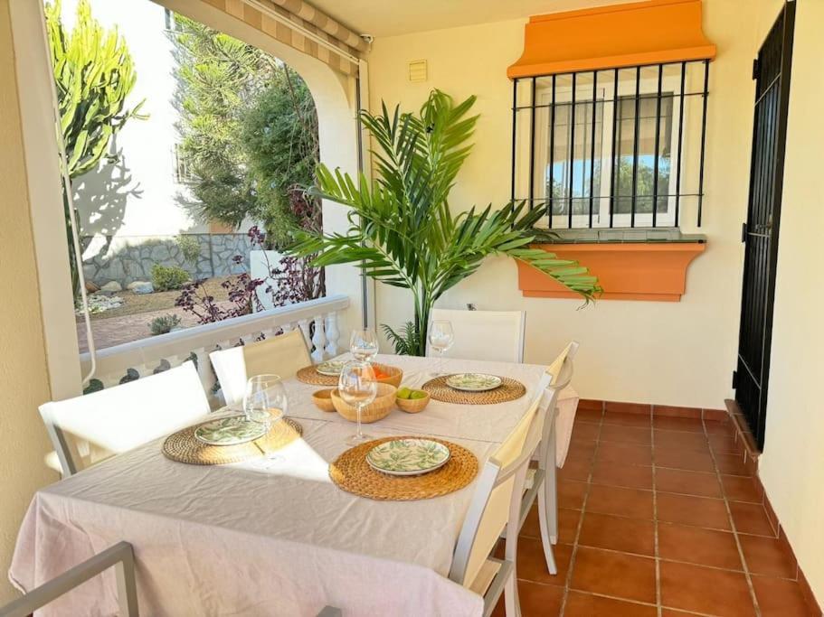 Nuevo Torrox Deluxe Beach & Piscina Exterior photo