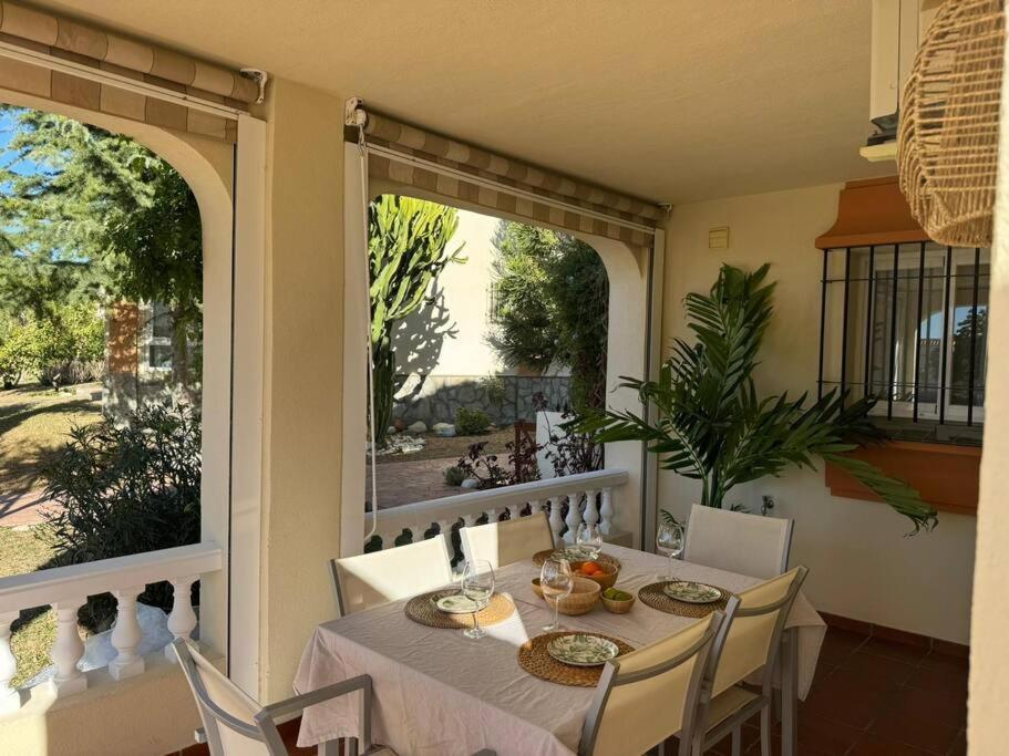 Nuevo Torrox Deluxe Beach & Piscina Exterior photo
